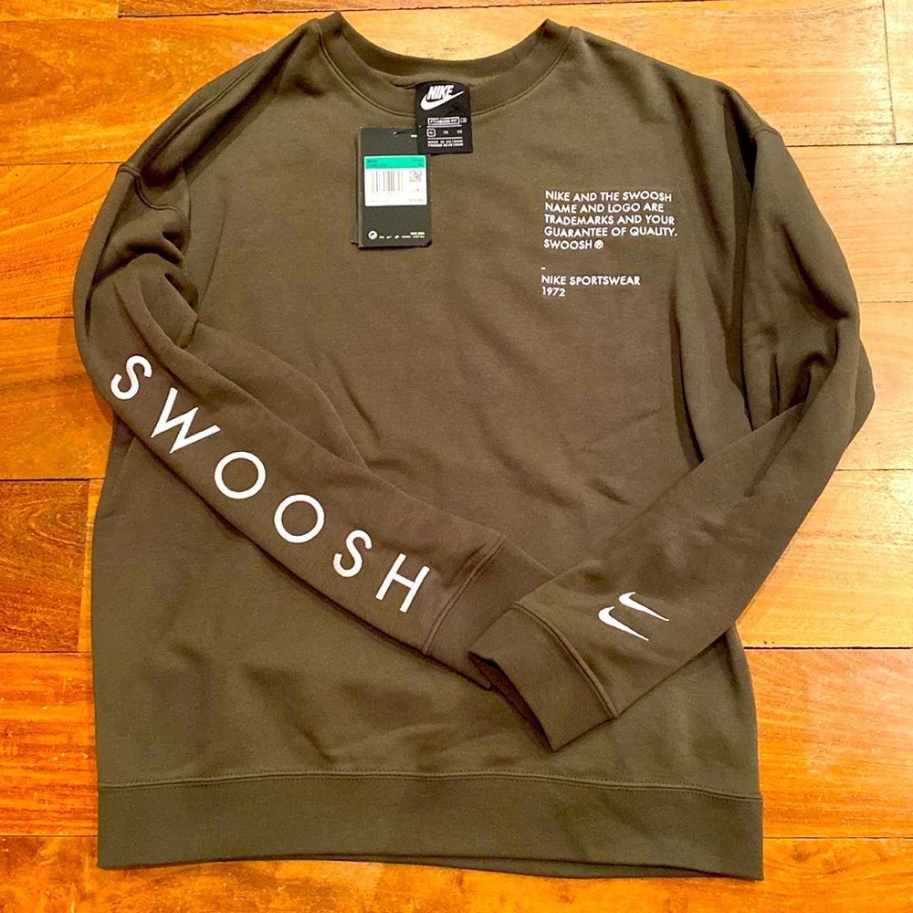 Nike Boys XL Sweatshirt- army green- New, with tags.